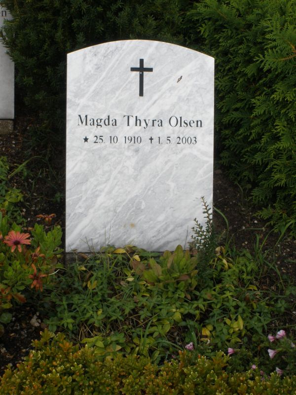 Magda Thyra Olsen.JPG